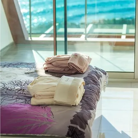 Apartamento Hexa Panora *